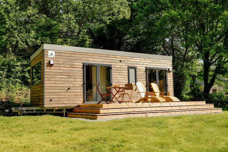 Tiny house Tilleul insolite en Bretagne, nichée dans une clairière en forêt